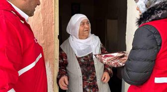 Kızılay Muradiye Şubesi'nden 8 Mart ziyareti