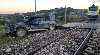Tren pikaba çarptı