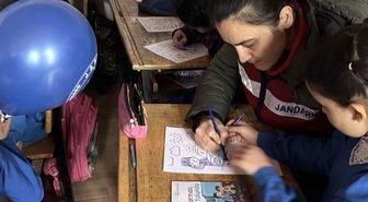 Uşak'ta jandarmadan öğrencilere ziyaret