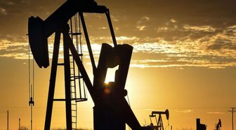 AB, ABD'den Rus petrolüne tavan fiyat uygulamasını sürdürmesini istedi