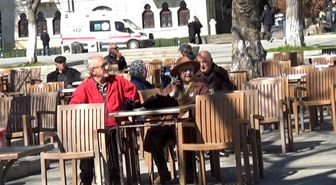 Gençler kaçıyor, emekliler yerleşiyor: Sinop'ta çalışan sayısı, emeklilerin gerisinde kaldı