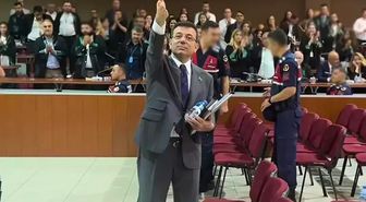 İBB davasının ikinci celsesi de gergin başladı! Avukatlardan yumruklu protesto