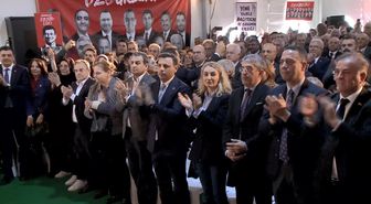 Özgür Özel: Cumhuriyet tarihinde ilk kez grup toplantımızı cezaevinin yanı başında yapıyoruz
