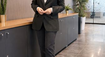 8 Mart'a Özel: Kriz Anlarında Dijital Gücün Kadın Lideri