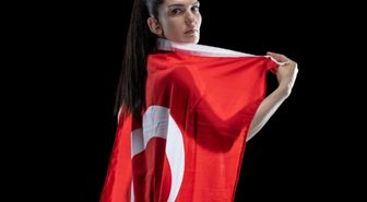 Esra Ural Topuz kimdir, Esra Ural Topuz kaç yaşında, nereli, evli mi, bekar mı, hangi takımlarda oynadı?