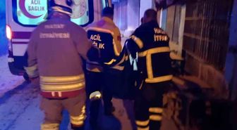Ev yangınında dumandan etkilenen 2 kişi hastanelik oldu