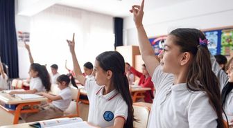 Okullar ne zaman tatil oluyor, bayram tatili ile birleşiyor mu? 13 Mart Cuma günü okullar ara tatile mi giriyor, ara tatil ne zaman? 