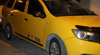 Taksi şoförü, ücret tartışmasında öldürüldü