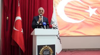 Bakan Ersoy: İstiklal Marşımız yön göstermektedir