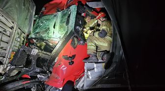 Bursa'da 2 TIR çarpıştı: 1 ölü