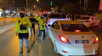 İnegöl'de 25 Araç Sürücüsüne 448 Bin TL Para Cezası