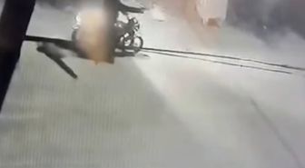 Hatay'da bir evin bahçe kapısına silahlı saldırı