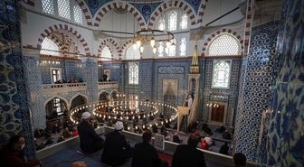 Cuma namazı kaçta kılınacak, ezan ne zaman okunacak? Cuma namazı nasıl kılınır, kaç dakika sürer ve kaç rekat?