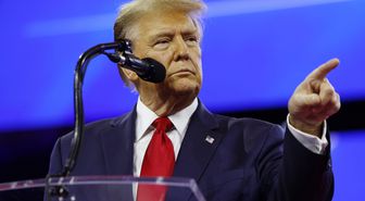 Trump'tan İran'a yeni tehdit: Bugün bu deli pisliklerin başına neler geleceğini izleyin