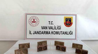 Van'da altın hammaddeli tarihi eser operasyonu: 3,5 milyon liralık eser ele geçirildi