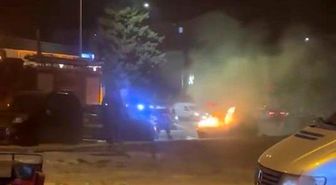 Alev alan aracı itfaiye ekipleri söndürdü
