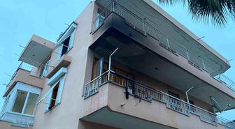 Apartman dairesinde yangın: 1 kişi dumandan etkilendi