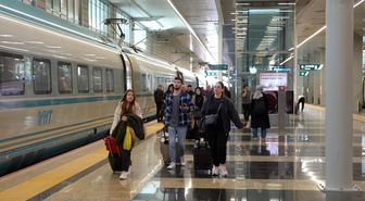 Türkiye'nin İlk Yüksek Hızlı Tren Hattı 17 Yaşında