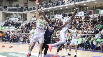 Yukatel Merkezefendi Belediyesi Basketbol Takımı Bahçeşehir Koleji'ne Yenildi
