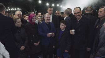 MİT Başkanı Kalın ile TBMM Sanayi Komisyonu Başkanı Varank, Ankara'da sahur programında vatandaşlarla bir araya geldi