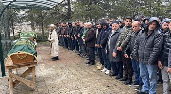 Aksaray'da Şarampole Devrilen Otomobilde Hayatını Kaybeden Çift Toprağa Verildi