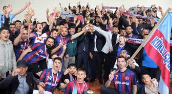 Eskil'de voleybol turnuvasının şampiyonu Kökezspor oldu