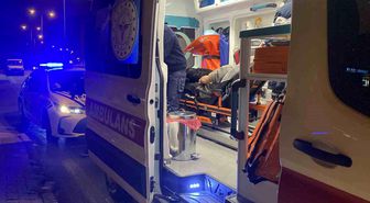 Kavşakta otomobille motosiklet çarpıştı: 1 yaralı