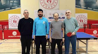Masa tenisi turnuvasında birincilik Merkezefendi'nin