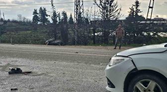Antakya'da otomobille çarpışan motosikletin sürücüsü hayatını kaybetti