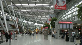 Berlin Brandenburg Havalimanı'nda grev nedeniyle tüm uçuşlar durdurulacak