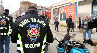 Bozüyük'te sivil trafik ekipleri göreve başladı