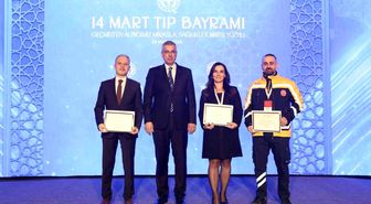 Düzceli sağlık çalışanlarına Bakandan teşekkür belgesi