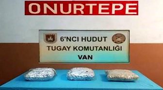 Hudutta uyuşturucu kaçakçılarına Mehmetçik engeli: 4 kilo uyuşturucu ele geçirildi