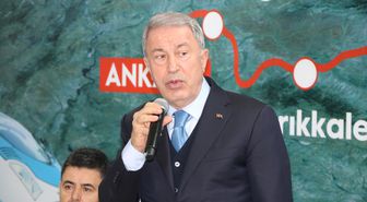 Hulusi Akar: '86 milyon asil milletimiz tek yumruk, tek yürek'