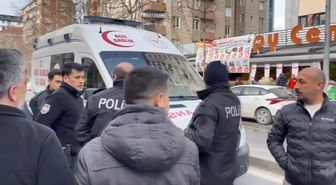 Ataşehir'de Çöp Kamyonu Kadına Çarptı: Ölü