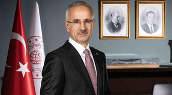 Bakan Uraloğlu: 'Biletli yolcu taşımacılığı yapan otobüs firmalarının turizm amaçlı yetkilendirilmiş araçlarını ek seferlerde kullanmalarına imkan tanıdık'