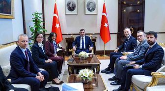 Cumhurbaşkanı Yardımcısı Yılmaz, Kanada Dışişleri Bakanı Anand'ı kabul etti