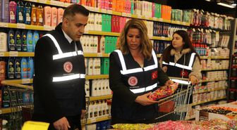 Van'da marketler denetlendi: Fiyat etiketi ve kasa-reyon farkına yönelik kontroller yapıldı