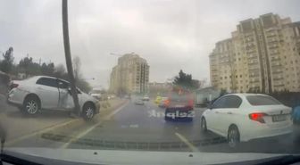 Ataşehir'de kontrolden çıkan araç elektrik direğini devirdi: Faciadan saniyelerle kurtuldu