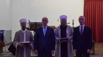 Cezaevinde hafız oldular