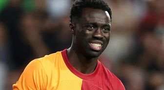 Davinson Sanchez neden yok, Davinson Sanchez Liverpool Galatasaray maçında cezalı mı, yedek mi, sakat mı, kadroda mı?