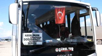 İran Kadın Milli Takımı Gürbulak Sınır Kapısı'ndan ülkelerine geçti