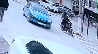 İzmir'deki silahlı kuyumcu soygunu kamerada