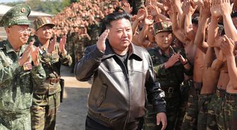Kim yüzde 99,93 oyla yeniden lider seçildi