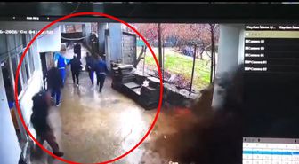 Uludere'de Sağanak Sonrası Muhtarlık Ofisini Su Bastı