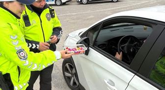 Edirne'de şekerli ve kolonyalı trafik uygulaması