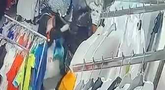 Esenyurt'ta bayramlık çikolata ve kıyafet çalan şüpheliler kamerada
