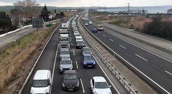 İstanbul-Tekirdağ kara yolunda bayram tatili yoğunluğu