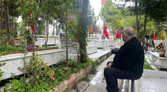 Kadifekale Hava Şehitliği'nde bayram öncesi ziyareti