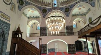 Restore edilen 3 tarihi cami, bayramda ibadete açılacak